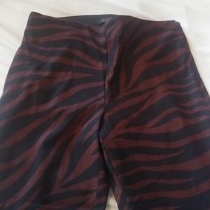 NWT Ann Taylor tiger leggings